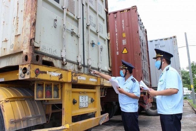 Doanh nghiệp thủy sản kiến nghị được kiểm dịch hàng hóa tại cảng