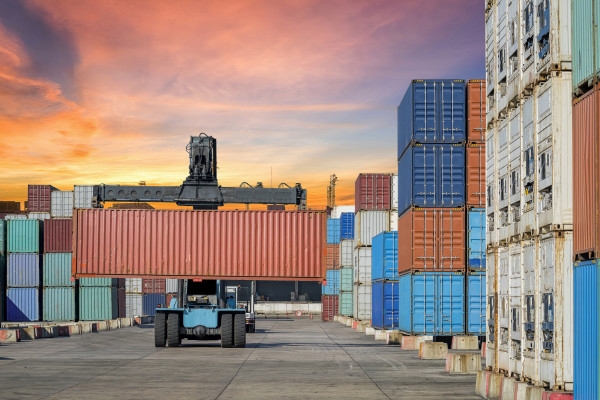 Container Rỗng Báo Hiệu Điều Tồi Tệ Nhất Chưa Từng Xảy Ra Đối Với Hệ Thống Vận Chuyển