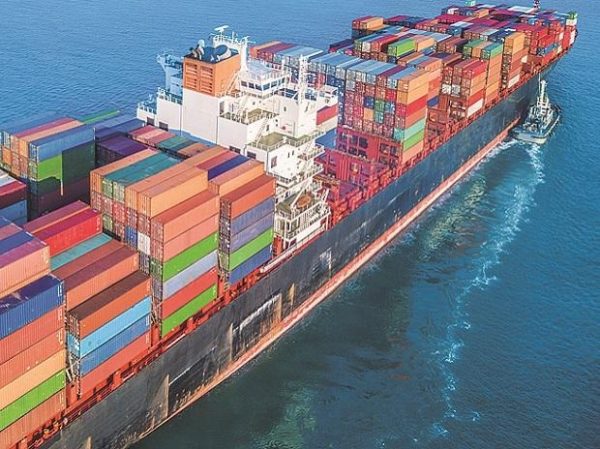 Tăng Nặng Mức Phạt Đối Với Hành Vi Xếp Hàng Quá Tải Tại Cảng Biển