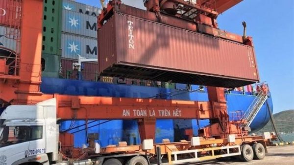 Tăng Nặng Mức Phạt Đối Với Hành Vi Xếp Hàng Quá Tải Tại Cảng Biển