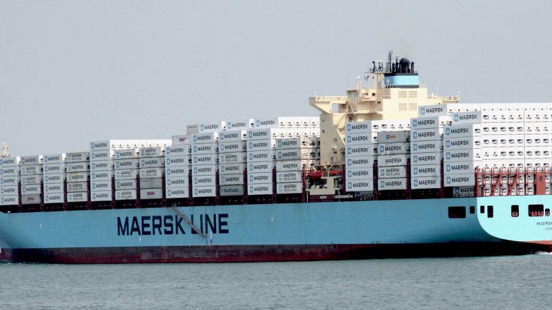 Hơn 300 Tàu Xếp Hàng Chờ Cầu Bến, Tình Trạng Ùn Tắc Cảng Lan Rộng Khắp Toàn Cầu
