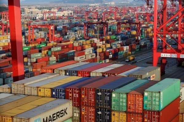 Vượt Qua Khó Khăn Do Dịch Bệnh, Xuất Nhập Khẩu Tiếp Tục Tăng Trưởng