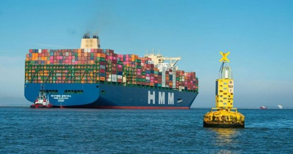 Giá Cước Vận Chuyển Container Từ Châu Á Đi Châu Âu Và Mỹ Lại Tăng Đột Biến