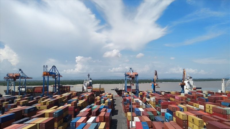 Giá Cước Vận Tải Tăng, Nhiều Doanh Nghiệp Cảng Biển Hưởng Lợi