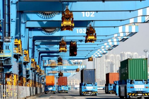 Cảng Trạm Giang áp đặt hạn chế mới đối với các container nhập khẩu