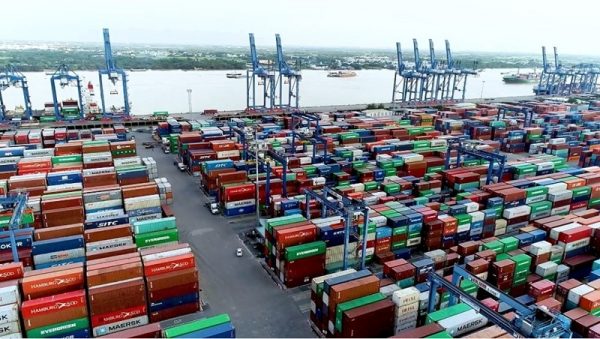 Tồn đọng container tại cảng
