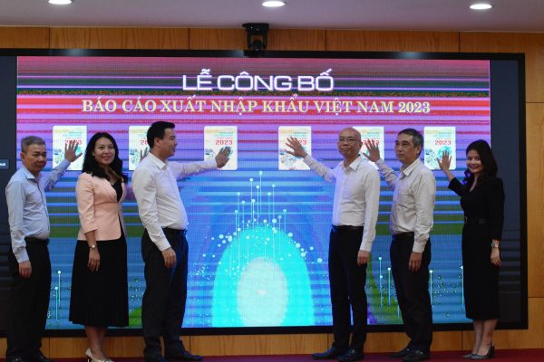 báo cáo xuất nhập khẩu 2023