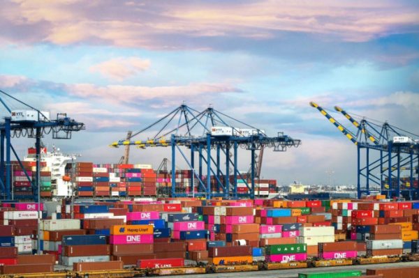 cảng mỹ - Advantage Logistics