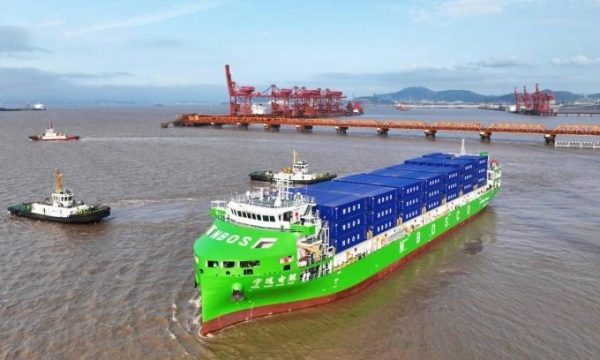 Tàu Container Chạy Điện Lớn Nhất Thế Giới - advantage logistics