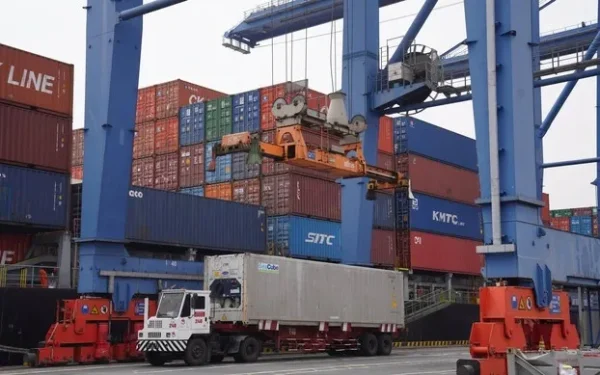 thủ tục hải quan - advantage logistics