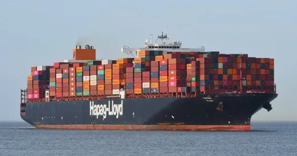Hapag-Lloyd-vessel---Hapag-Lloyd - advantage - logistics