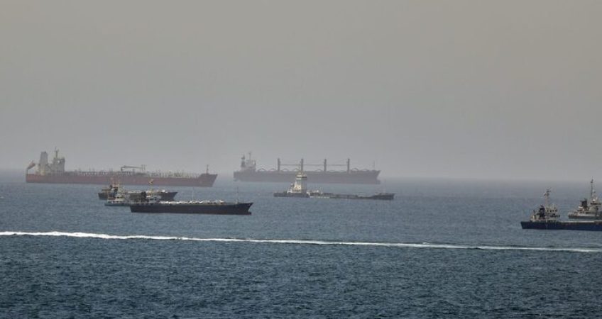 Tàu Hàng Bị Tấn Công Ở Eo Biển Hormuz - advantage logistics
