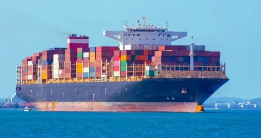 container-ship - advantage-logistics